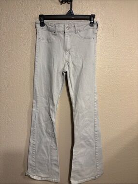 Divided Women’s Light Gray Flared Jeans size 4